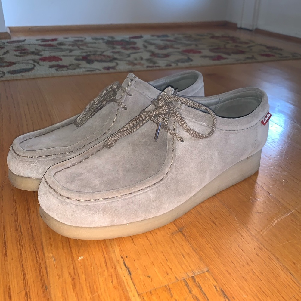 Women’s Clarks Wallabees